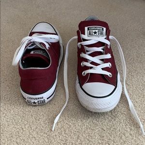 Maroon converse